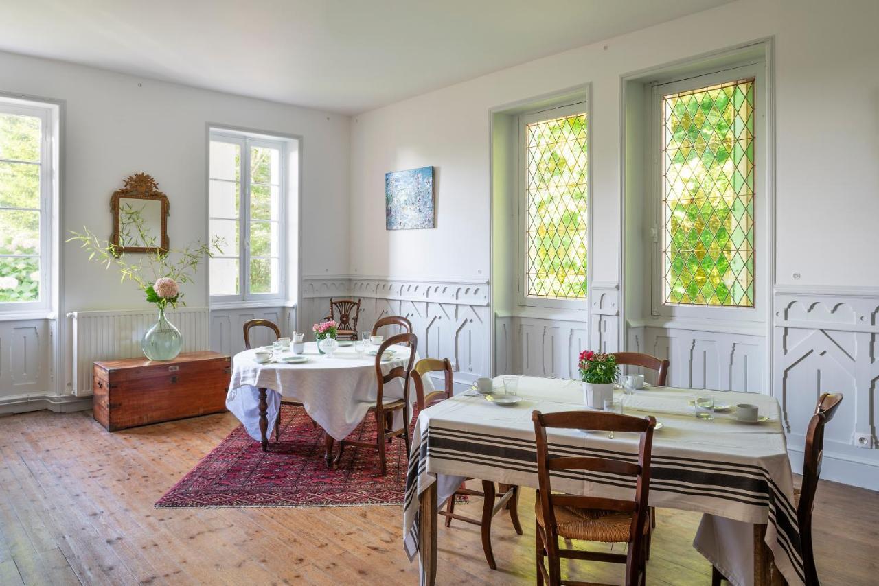 Chateau Le Mejean Pessac-sur-Dordogne 外观 照片